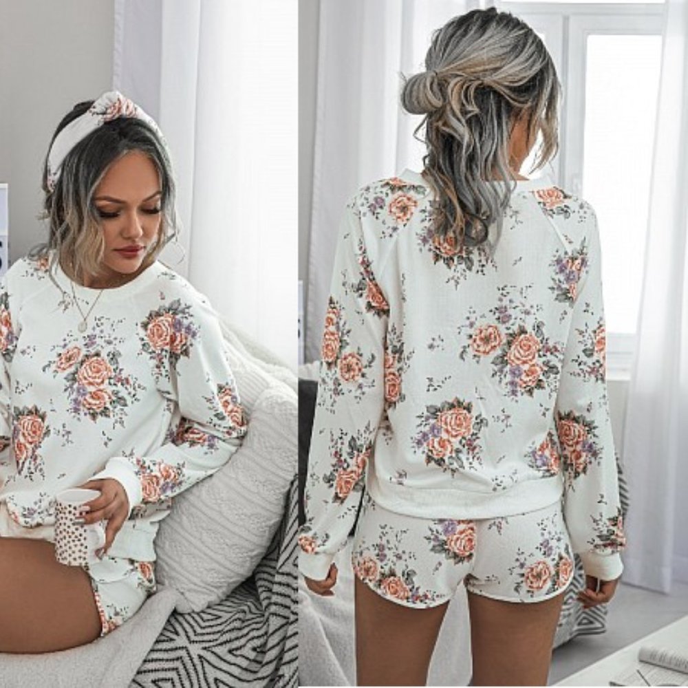 LAST ONE Comfy Round Neck Solid loungewear - Picture 4 of 4